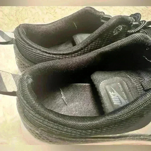 Nike sneakers - Picture 6 of 6